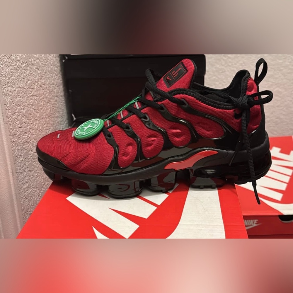 Nike Air Vapormax Plus